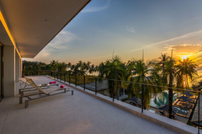 14_BaanAsan_Terrace At Sunset