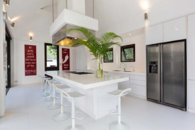 BanSuriya_LipaNoi_Samui_33_MainKitchen