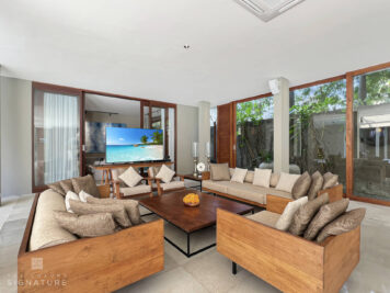 Villa Cendrawish Bali - Living and Dining Area 4