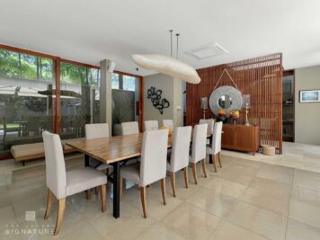 Villa Cendrawish Bali - Living and Dining Area 5