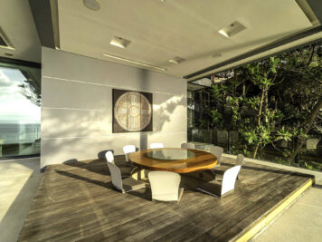 Villa Amanzi Kamala - Unique dining area design
