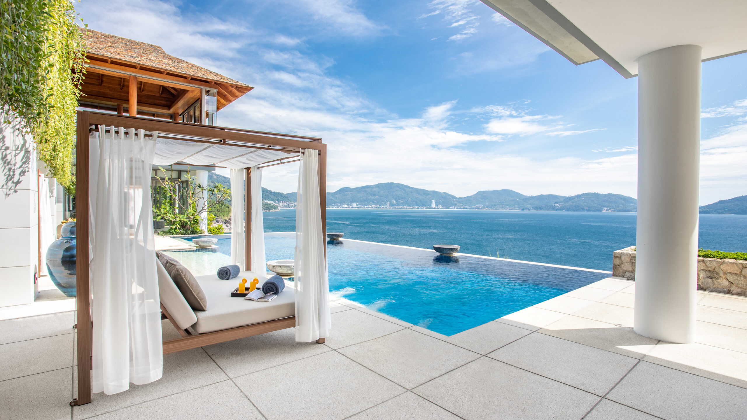 Villa Chelay — photo 1