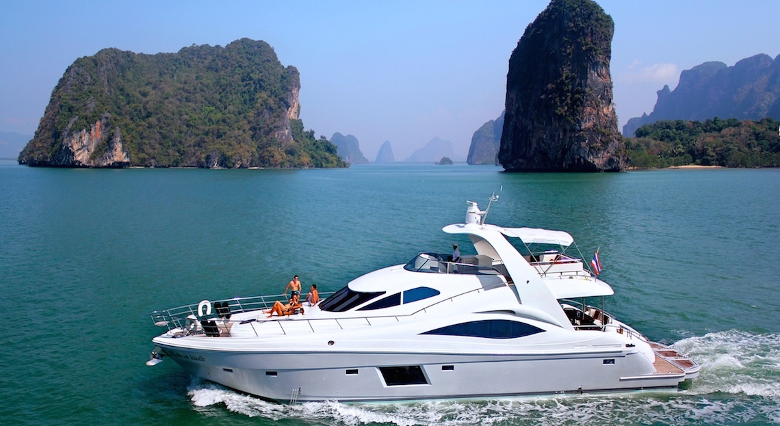 luxury yacht tour phuket