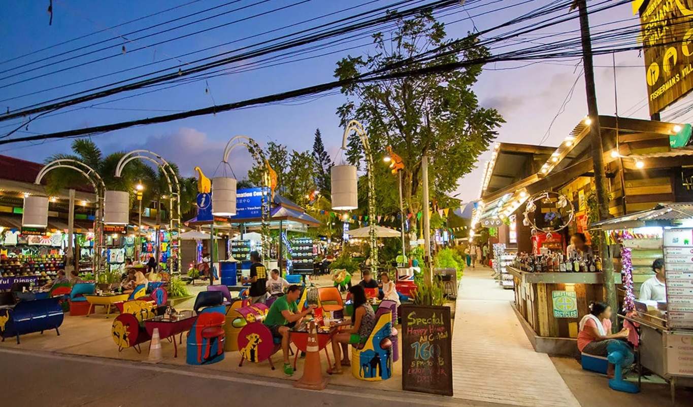 Lamai Night Plaza in Koh Samui