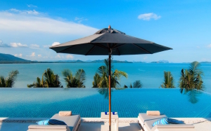 oceans-11-phuket-infinity-swimming-pool-view