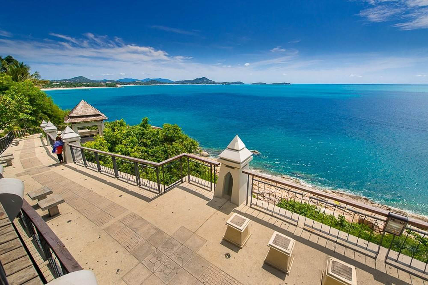 One of the stunning viewpoints in Koh Samui