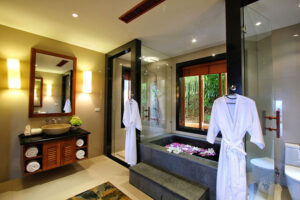 villa yang som master bedrooms bathroom