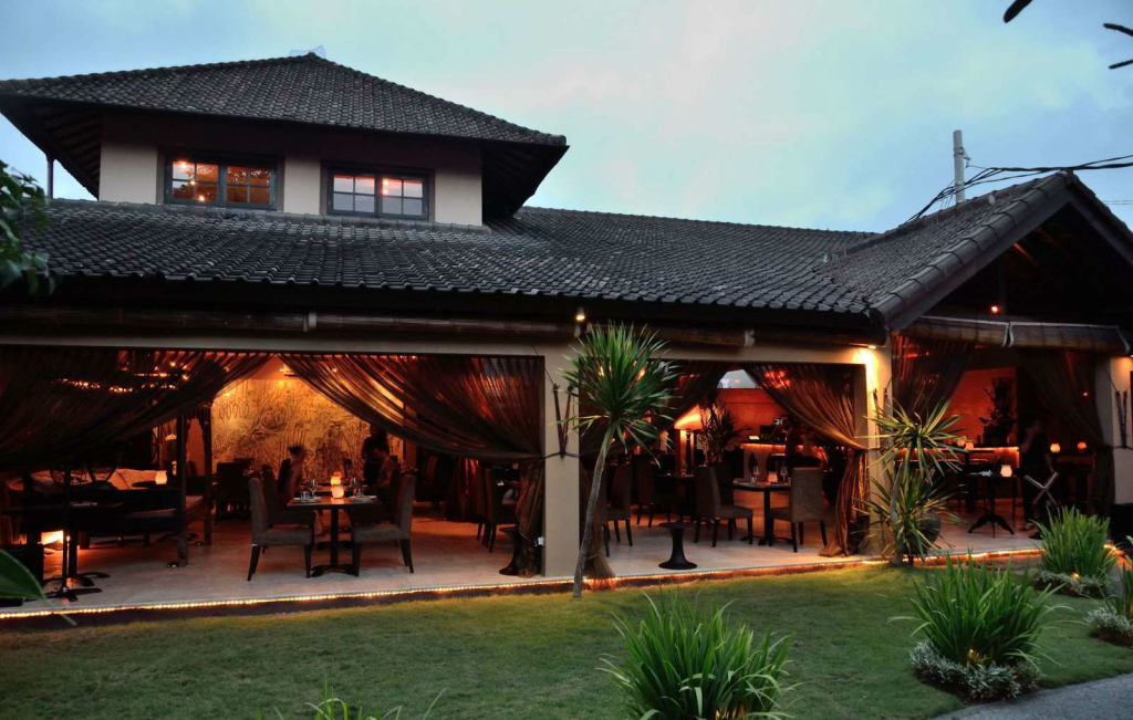 Sarong Seminyak Bali