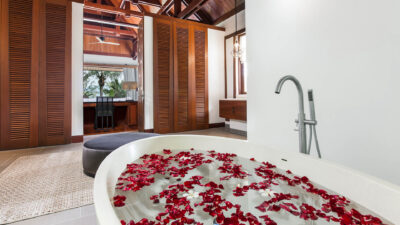 Villa Analaya Phuket - Master Bedroom 3 - 5