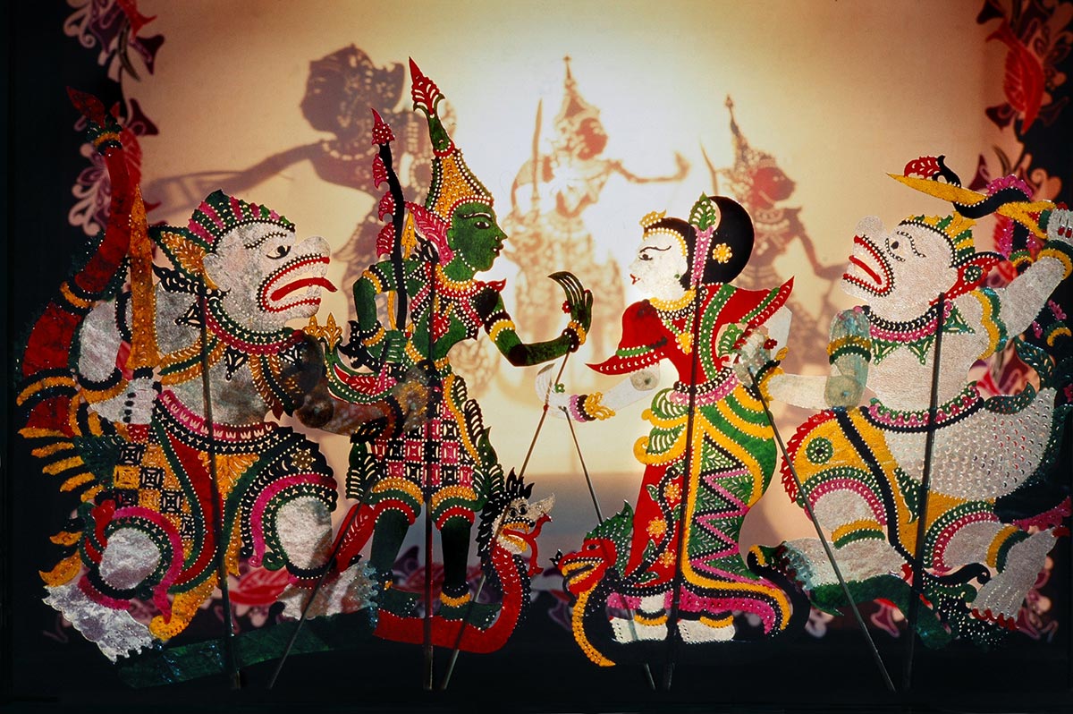Amazon.co.jp: Gv12 Wayang Kulit: Shadow Puppet Theater of
