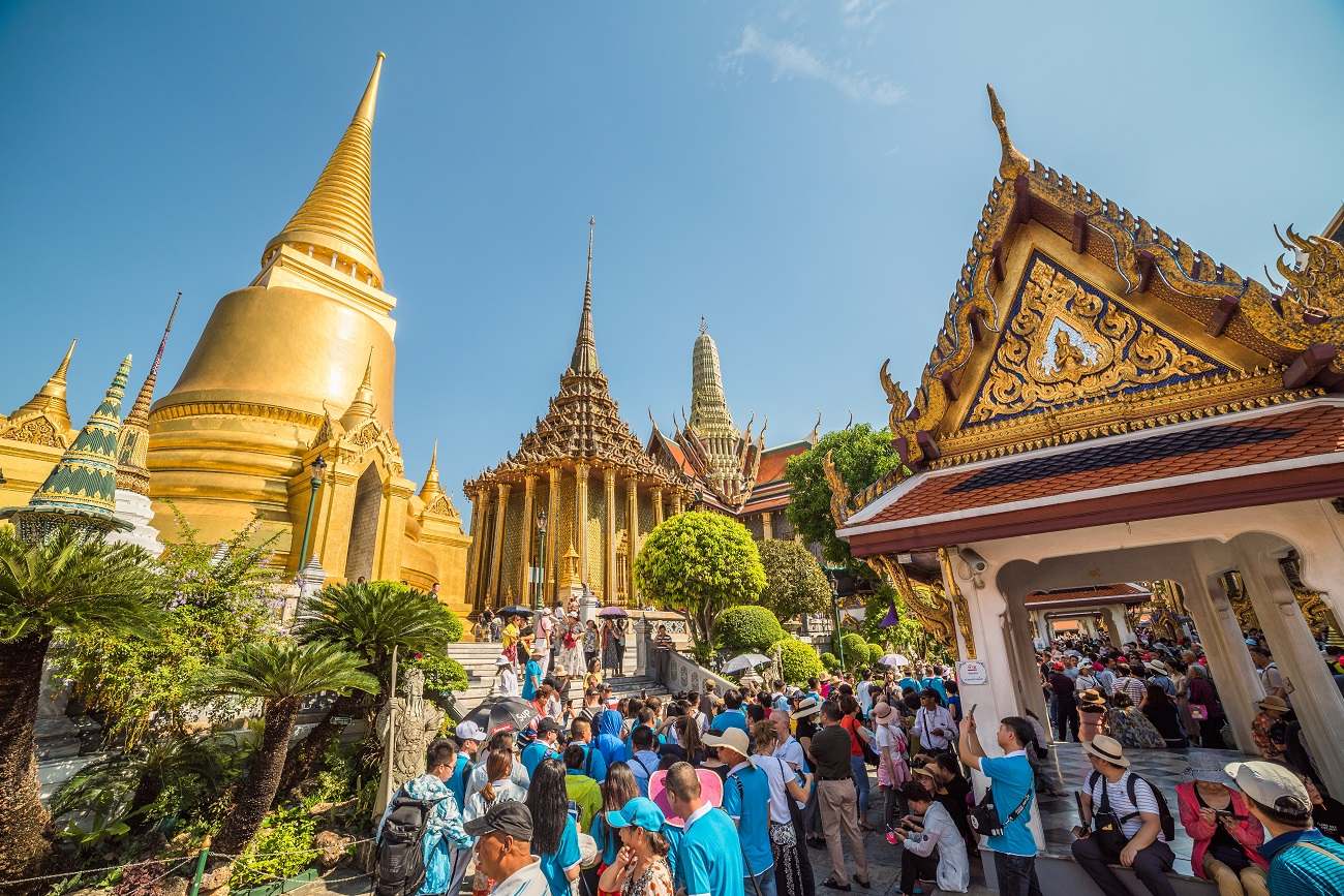 Thailand Temple filled with tourists