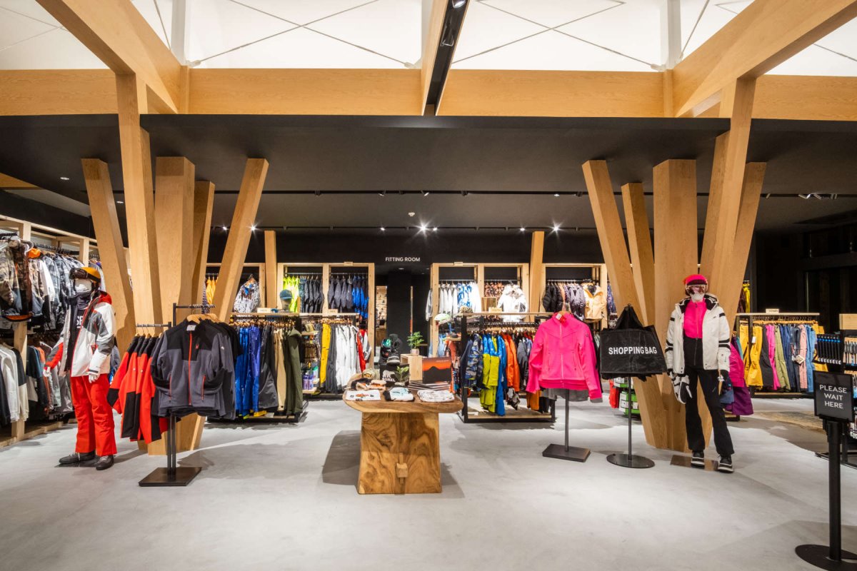 Rhythm Base Store near the Hirafu Gondola