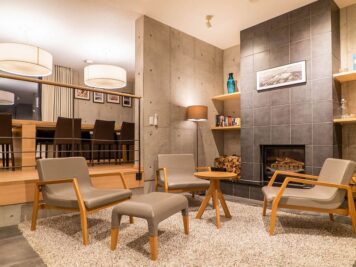 011-Mizunara-Chalet-Modern-comfo