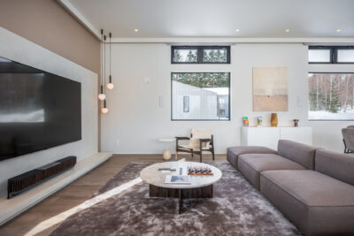 Mokuren-Livingroom-and-TV