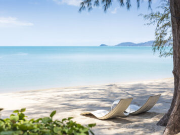 Villa Suriya Koh Samui - Private beach loungers