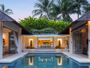 008-Villa-Jajaliluna-Pool-Area-Between-Dining-Area-and-Living-Area-1