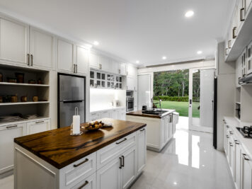 09-Pala-Ubud-Villa-Agung-Gorgeous-show-kitchen-by-the-lawn