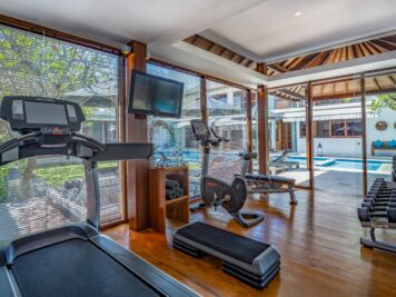 10.-Villa-Cendrawasih-Equipped-gym-Large