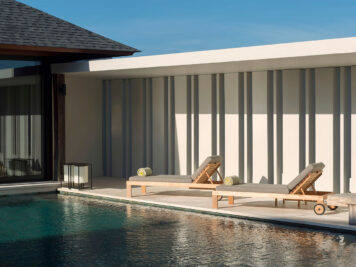 17-Sohamsa-Estate-Villa-Hamsa-Sun-loungers