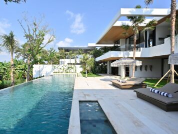 38-Villa-Nica-Magnificent-salt-water-pool-overlooking-the-fields