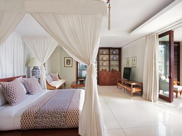 Villa-Lilibel-Master-bedroom-Lar